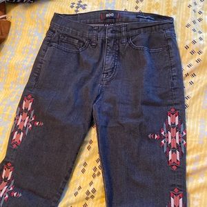 Embroidered denim Jeans. High rise, stretchy, interesting pattern.